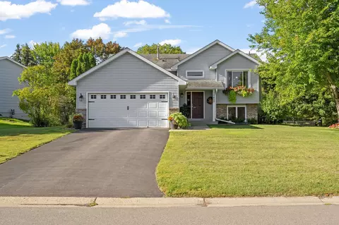 19405 Eureka Ave W, Farmington, MN 55024
