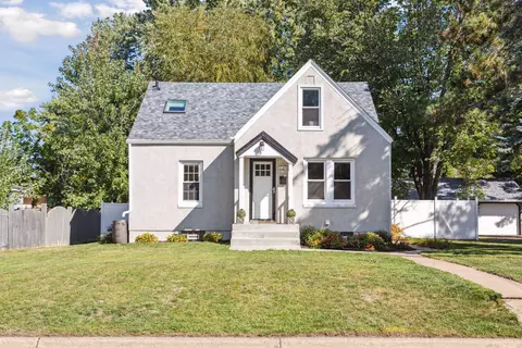 643 2nd Ave SW, Forest Lake, MN 55025