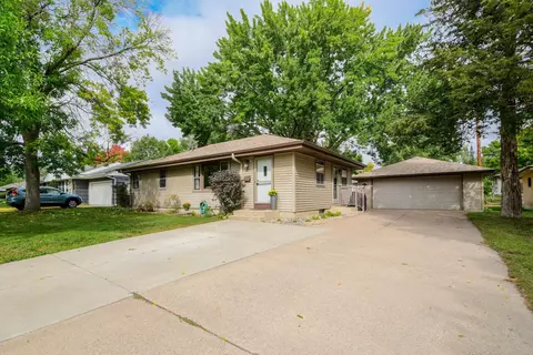 821 Overton Dr NE, Fridley, MN 55432