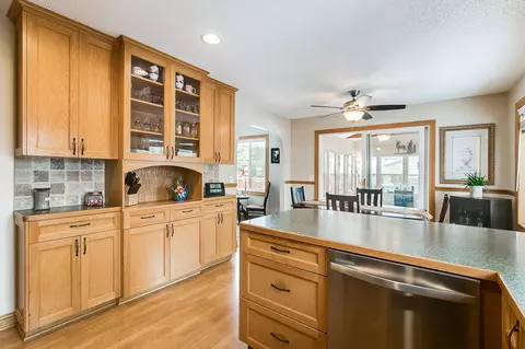 12000 Cree St NW, Coon Rapids, MN 55433