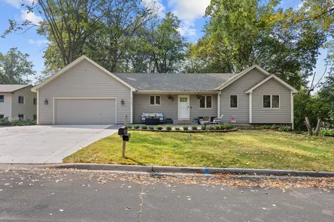 5357 Hampton St NE, Prior Lake, MN 55372