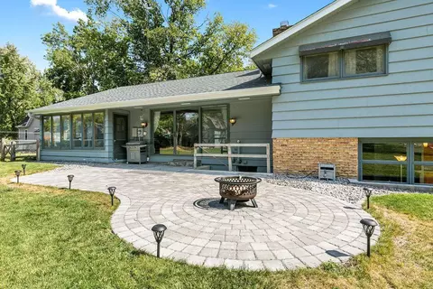 708 16 St SW, Willmar, MN 56201 photo 3