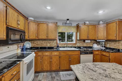 21946 Oak Heights Cir, Cold Spring, MN 56320 photo 13