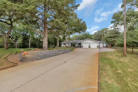 21946 Oak Heights Cir, Cold Spring, MN 56320 photo 2