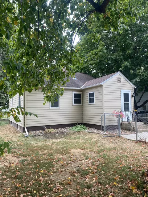 909 10th Ave SE, Austin, MN 55912 photo 7