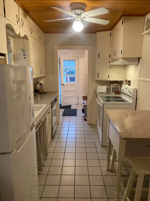 909 10th Ave SE, Austin, MN 55912 photo 12