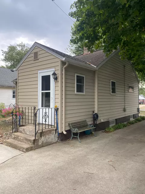909 10th Ave SE, Austin, MN 55912 photo 9
