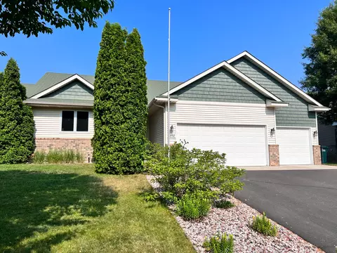 15858 Foxhill Ave N, Hugo, MN 55038