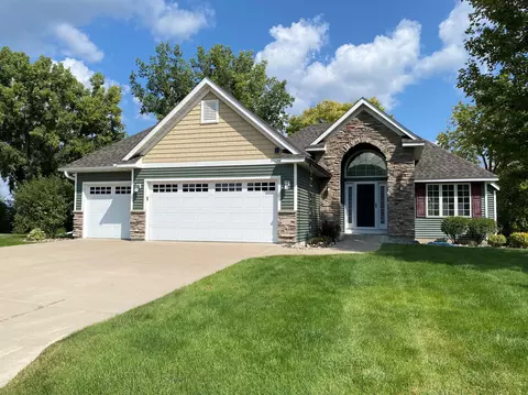 1416 Woodland Way, Lake City, MN 55041