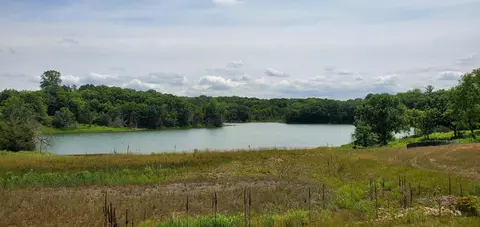 1037 Moon Glow Rd, Hudson, WI 54016