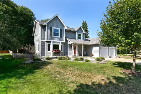 8511 Saratoga Ln, Eden Prairie, MN 55347