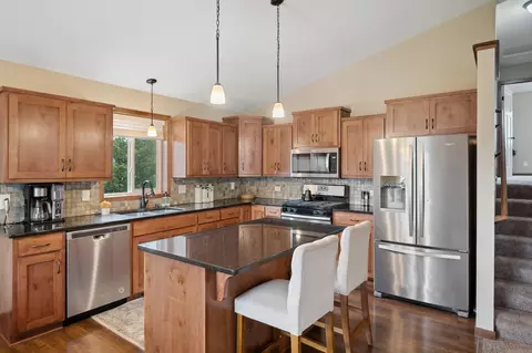 1001 Isanti Pkwy NW, Isanti, MN 55040