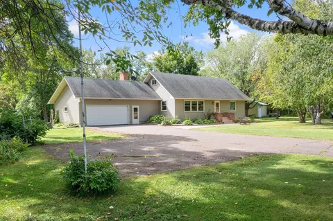 380 E 4th St, Rush City, MN 55069