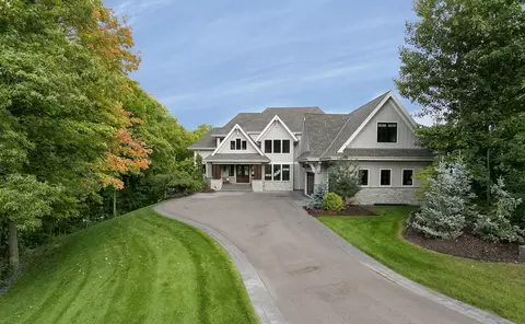 6445 Hawks Pointe Ln, Excelsior, MN 55331 photo 3