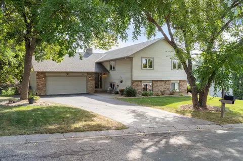 4120 Balsam Ln N, Plymouth, MN 55441