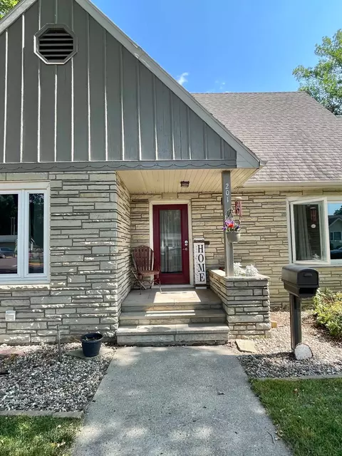 201 Ray Ave, Springfield, MN 56087 photo 5