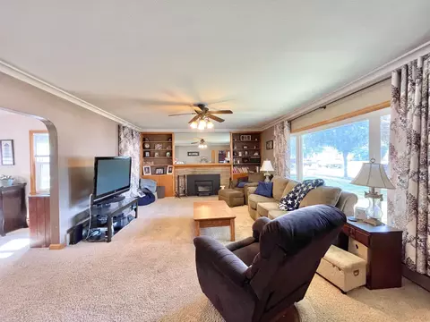 201 Ray Ave, Springfield, MN 56087 photo 8