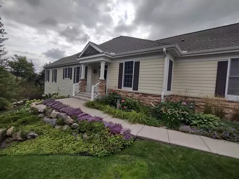4832 Steeplechase Cir, Eagan, MN 55122 photo 9