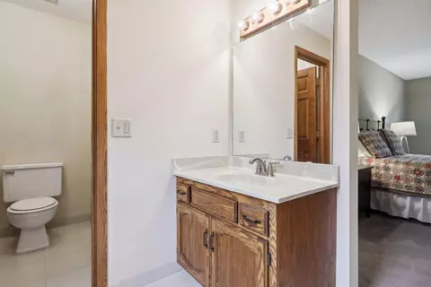 4862 Windsor Ct, Eagan, MN 55122 photo 18