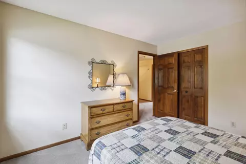 4862 Windsor Ct, Eagan, MN 55122 photo 21