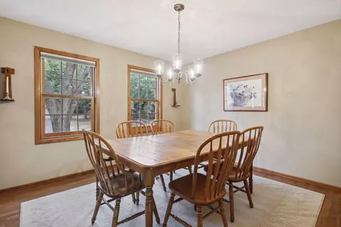 4862 Windsor Ct, Eagan, MN 55122 photo 9