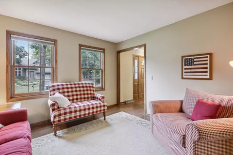 4862 Windsor Ct, Eagan, MN 55122 photo 14