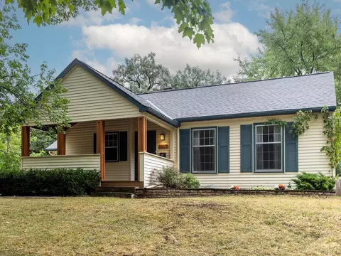 1617 Hampshire Ave S, Saint Louis Park, MN 55426