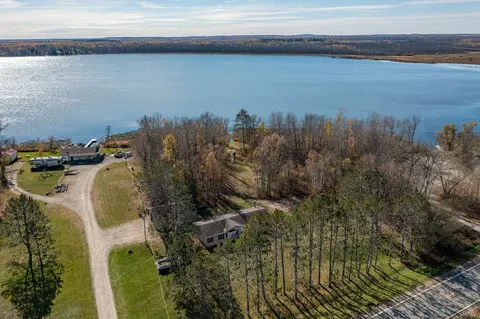28077 Splithand Rd, Grand Rapids, MN 55744