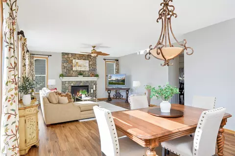 Dining - 2019 Schoolmaster Dr, Chaska, MN 55318 photo 2 of 6