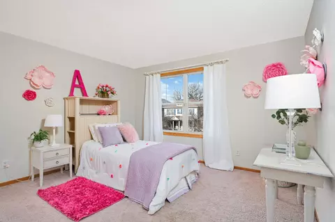 Bedroom - 2019 Schoolmaster Dr, Chaska, MN 55318 photo 4 of 6