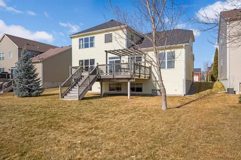 Exterior - 2019 Schoolmaster Dr, Chaska, MN 55318 photo 4 of 6