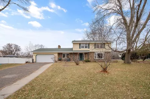 5110 Balsam Ln N, Plymouth, MN 55442