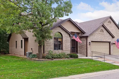 13324 Huntington Dr, Apple Valley, MN 55124