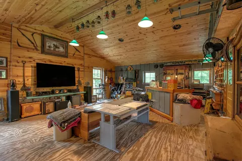 28143 E Hardwood Ln, Brook Park, MN 55007