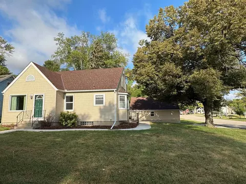 410 N 10th St, Kerkhoven, MN 56252