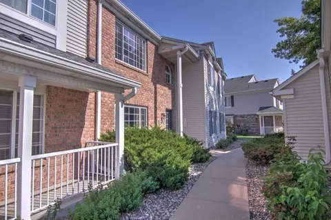 11143 Oregon Cir, Bloomington, MN 55438