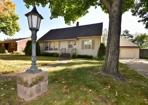 525 4th Ave SE, Milaca, MN 56353