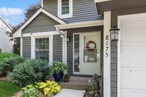 8175 Curtis Ln, Eden Prairie, MN 55347