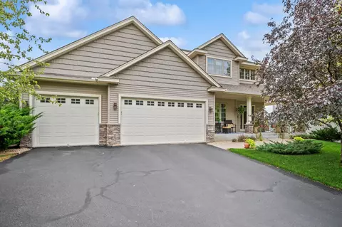6694 Empire Ct, Maple Grove, MN 55311