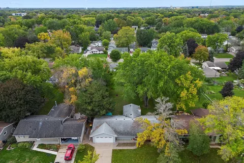 View/Area - 8317 32nd Pl N, Crystal, MN 55427 photo 1 of 2