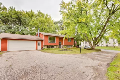 1309 Owens St N, Stillwater, MN 55082