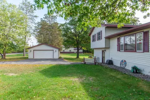 12341 Red Pine Rd, Brainerd, MN 56401