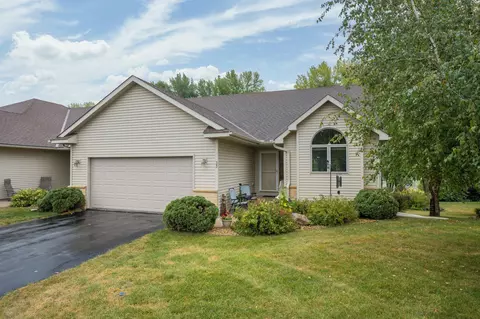 33 Egret Ln, Elysian, MN 56028