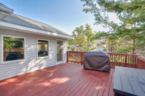 1324 Crestridge Ln, Eagan, MN 55123 photo 8