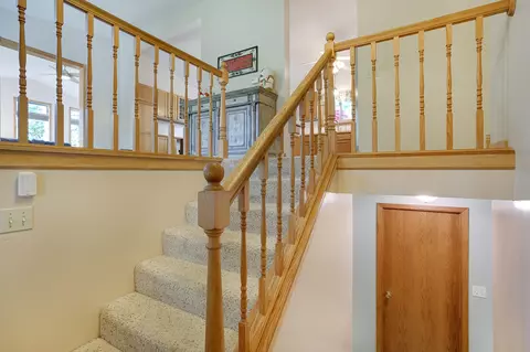 1324 Crestridge Ln, Eagan, MN 55123 photo 12