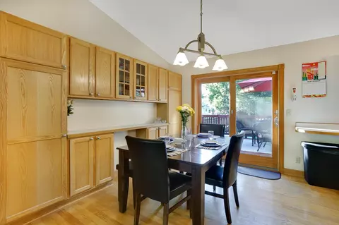 1324 Crestridge Ln, Eagan, MN 55123 photo 18