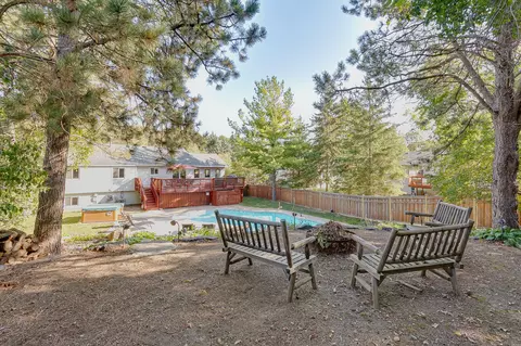 1324 Crestridge Ln, Eagan, MN 55123 photo 6