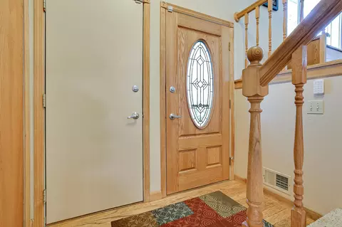 1324 Crestridge Ln, Eagan, MN 55123 photo 11