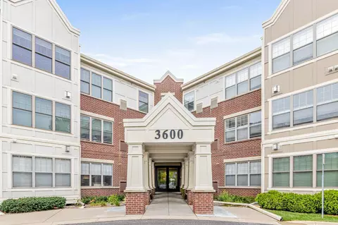 3600 Wooddale Ave S #215, Saint Louis Park, MN 55416
