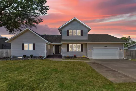 5609 Twin Lake Ter N, Crystal, MN 55429